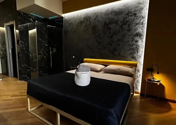 Il Vicolo 4* Nettuno